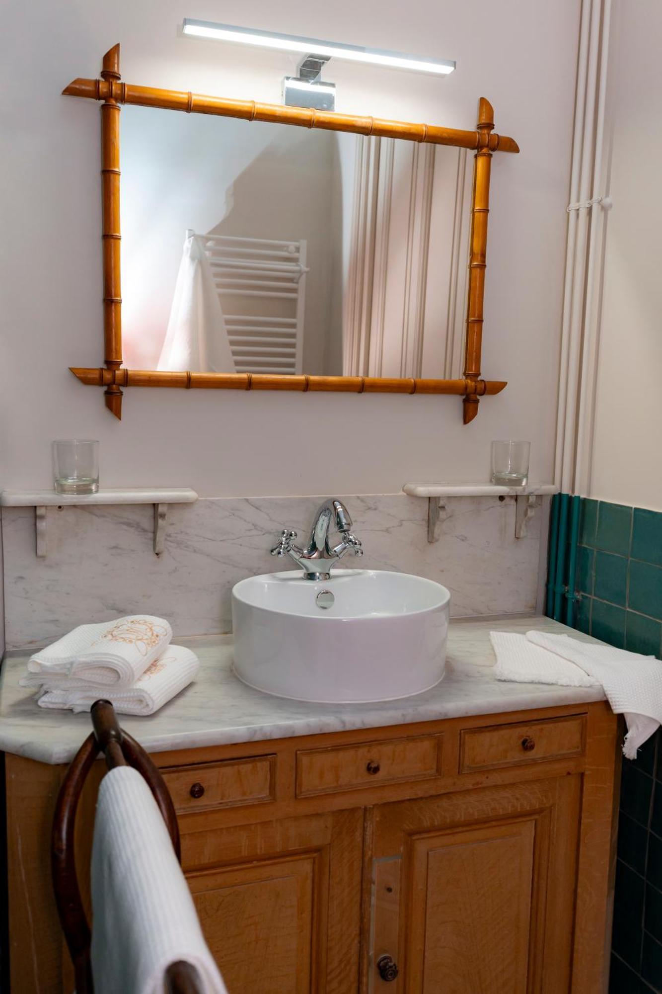 Domaine De Montclair Bed & Breakfast Pommiers  Exterior foto